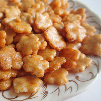 주문 일본 수입된 과자 소금기가 있는 맛있는 우연한 전병 online manufacture