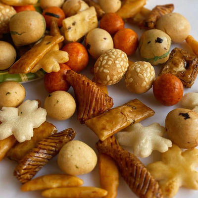 주문 가벼운 식사를 합니다 살우다블 드 체리얼스 갈레타스 드 아로즈 자포네스아스 online manufacture