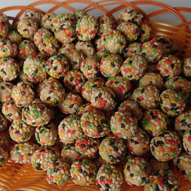 좋은 가격 맛있는 달콤한 참깨 땅콩은 플루믹스 피 바삭바삭한 다중 맛 안주류를 둥글게 만듭니다 온라인으로