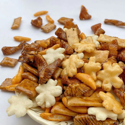 좋은 가격 도매 맛있는 과자 영양 일본 간장 비빔밥 크래커는 가벼운 식사를 합니다 온라인으로