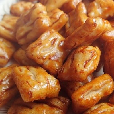 좋은 가격 구워진 동양 쌀 과자 E160c 일본 소금기가 있는 전병 온라인으로